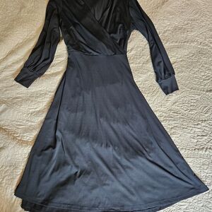 H&M Green Long Sleeve Dress